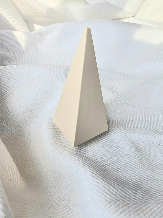 Mini Pyramid Ring Holder