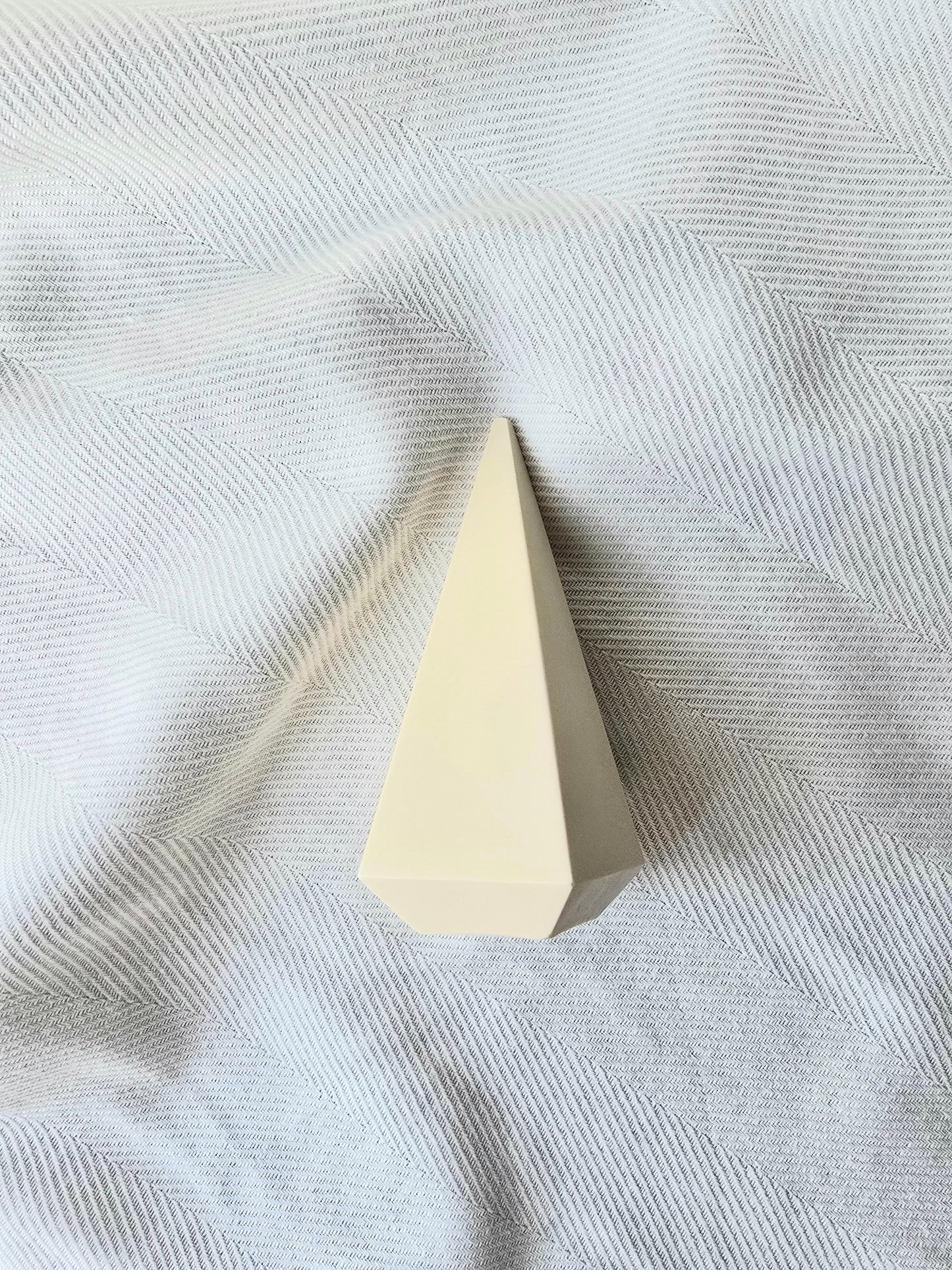 Tall Pyramid Ring Holder