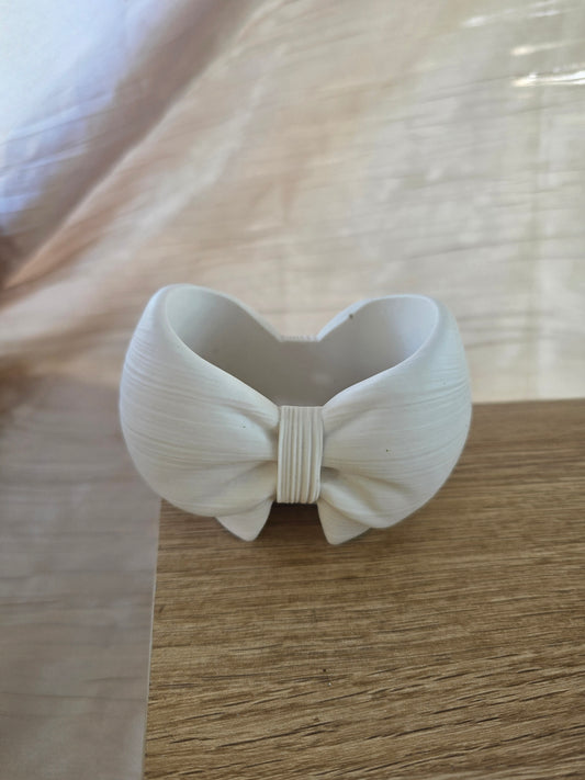 Bow Vase